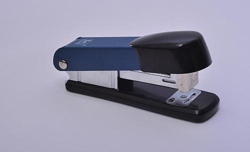 訂書機的選購技巧 訂書機的選購技巧
